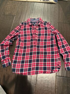 Tommy Hilfiger Red and Navy Plaid Long-Sleeve Button-Down